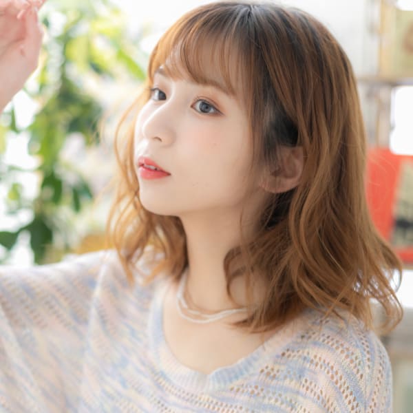 バレイヤージュ韓国風ゆるふわ小顔こなれヘア イノセントカラー