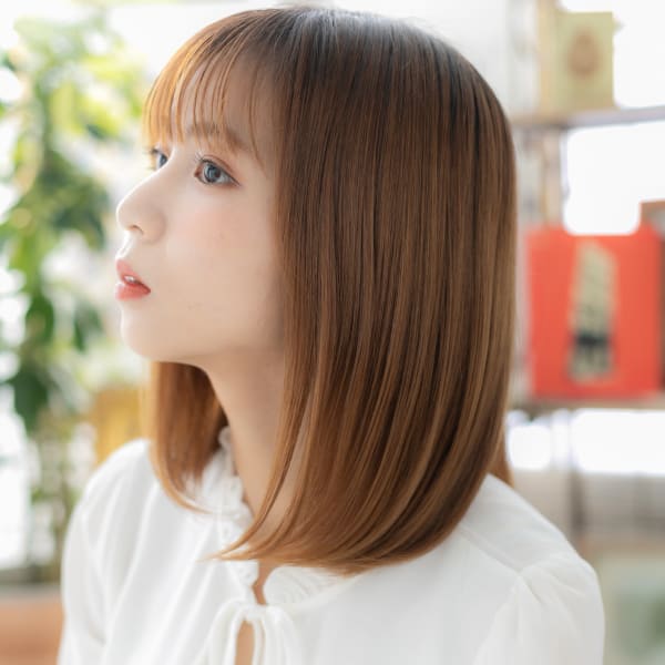 インナーカラー外国人風小顔シースルーバング　イノセントカラー