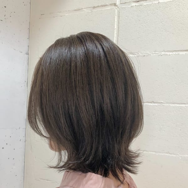 くびれボブ×アッシュベージュ