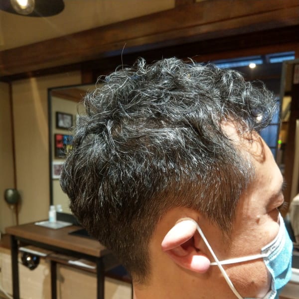 「面倒なブローのいらないってのがイイよね～♪」パーマスタイル