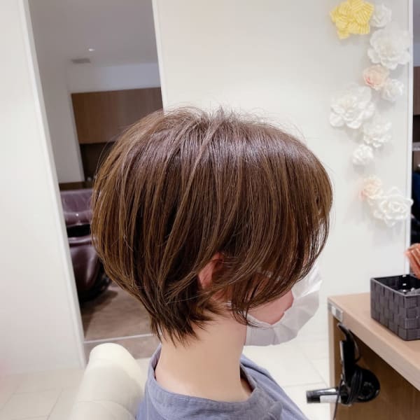 【小顔に見える】横顔美人ショート