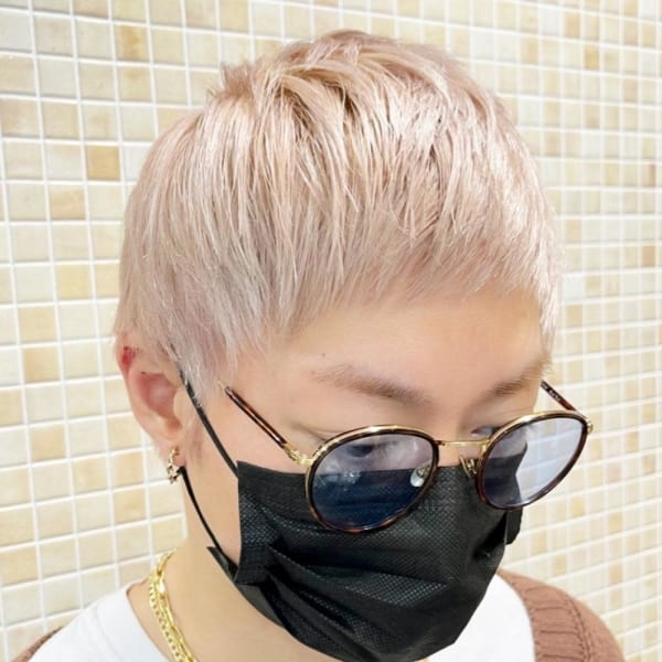 ホワイトブロンド×ベリーショート