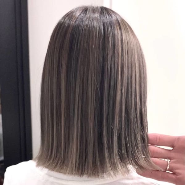 バレイヤージュボブ