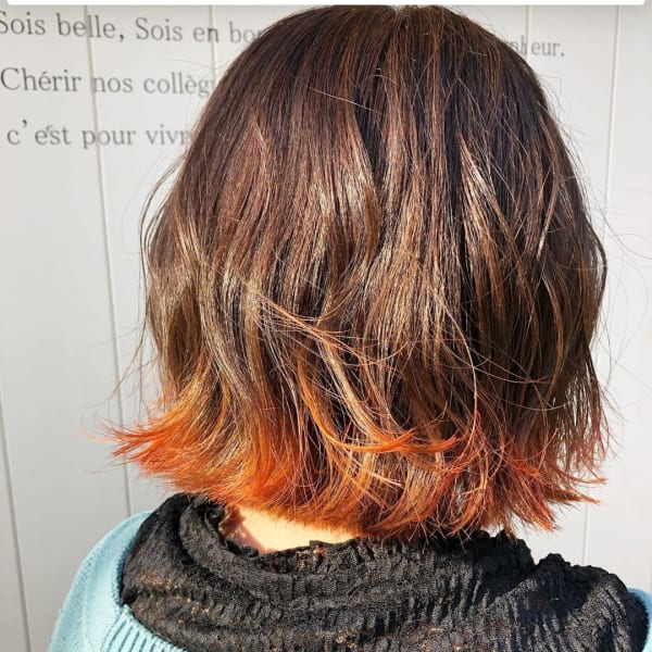 裾カラーオレンジグラデーション