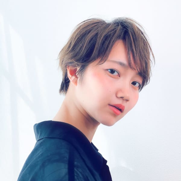 大人のゆるウェーブショート