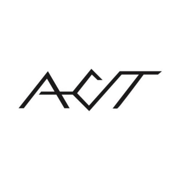 ACT 仙川店【アクト センガワテン】のスタッフ紹介。ACT 仙川店