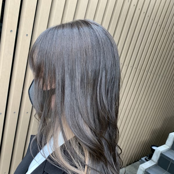 大人気イヤリングカラー　ホワイティーベージュ