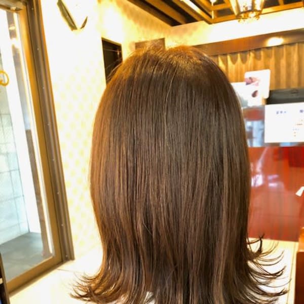 外ハネ/ミディアム/30代40代50代/ナチュラルブラウン/