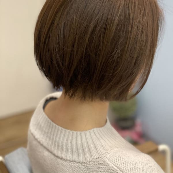 ショートボブ|Hair Salon Treacle