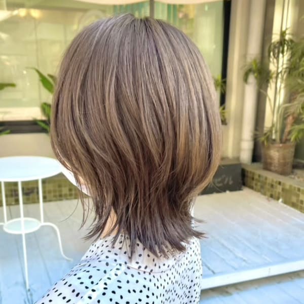 ウルフショートにマカロンベージュ