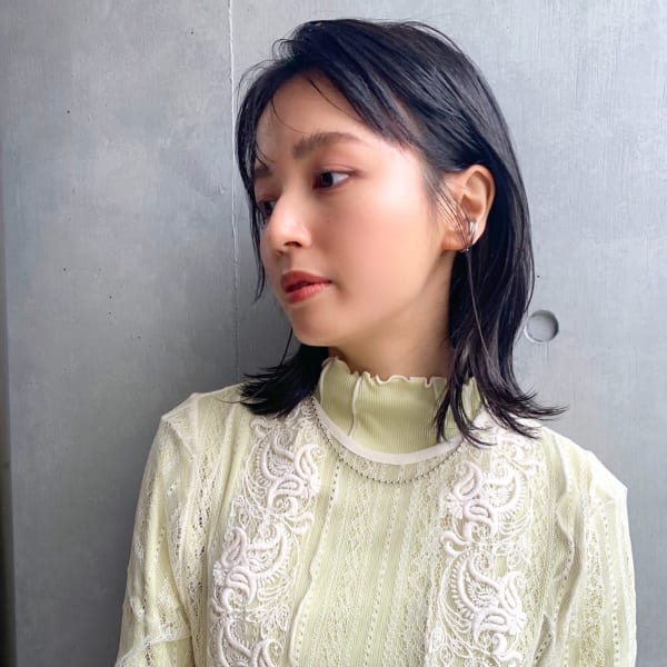 外ハネミディでお洒落hair