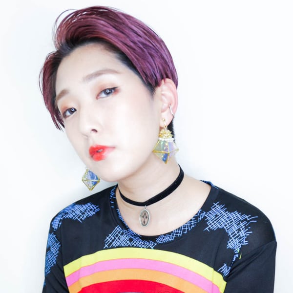 pink violet×刈り上げショート