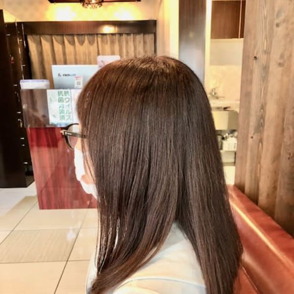 ボリュームダウン/ナチュラルストレート/暖色系カラー/ロング