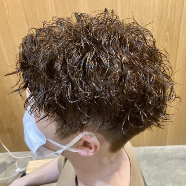 刈り上げショート×無造作ツイストスパイラルパーマ【佐藤和弥】
