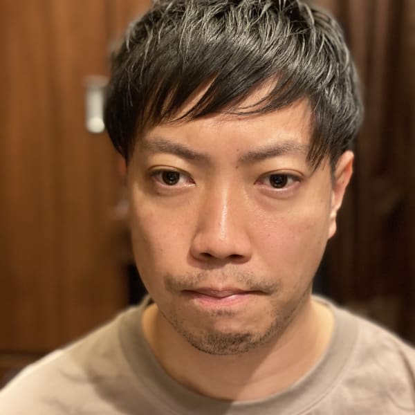 ツーブロック刈り上げスタイル