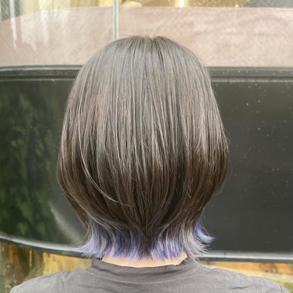 ウルフカット・インナーライトブルー