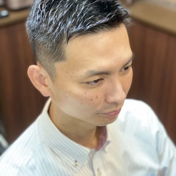 ビジネスショートスタイル