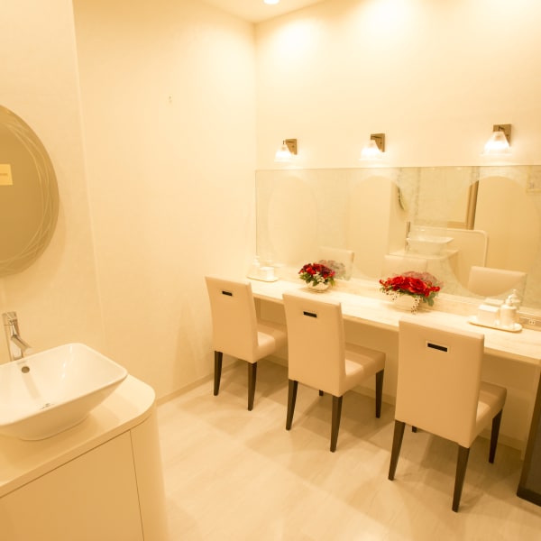 SALONIMAGE➃|【本格痩身専門店◇骨盤ダイエット】スリムビューティハウス 新宿総本店