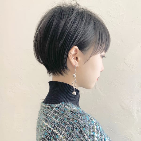 耳掛けマッシュショート