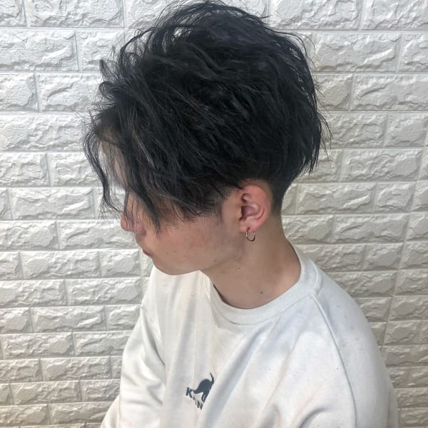 ツイスト 刈り上げマッシュ