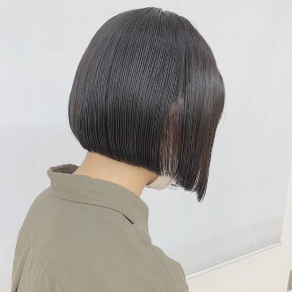 前下がり/ハンサムショート/小顔/ミニボブ/黒髪/30代40