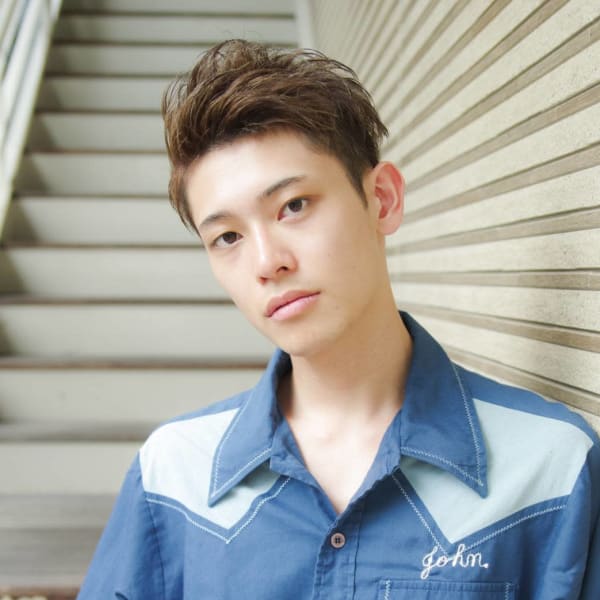 高感度抜群。耳出しスッキリショート！|hair deep