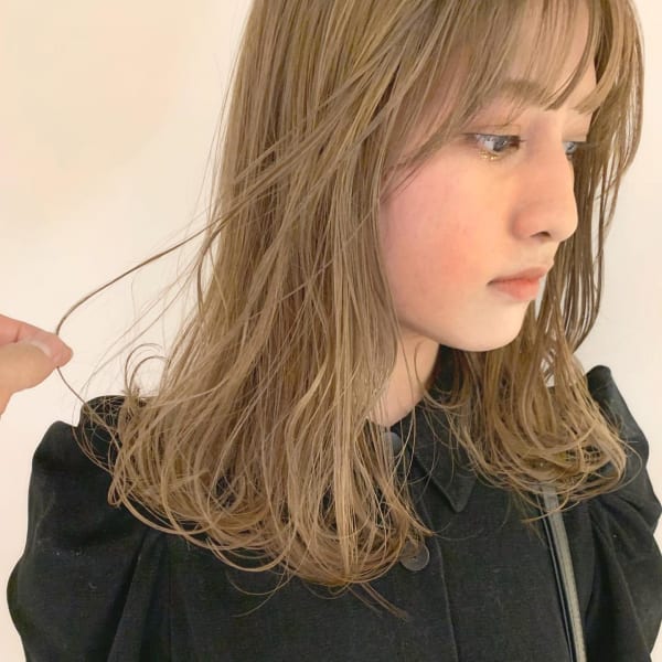 《ヘルシー×抜け感×透明感》style by Loely