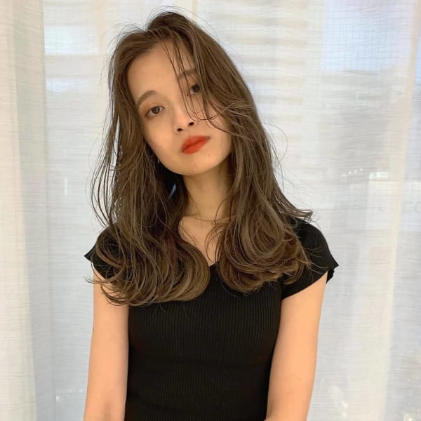 《ヘルシー×抜け感×透明感》style by Loely