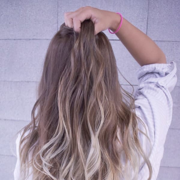 ホワイトバレイヤージュ