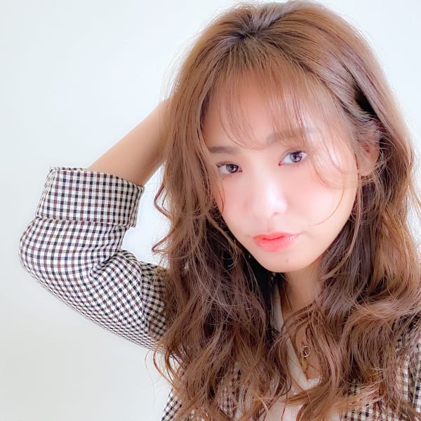 韓国風バングが可愛いポイント　大人ロング