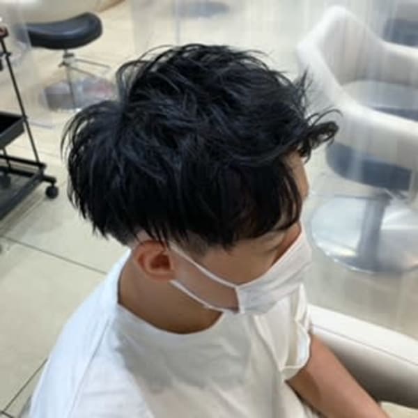 学生に大人気 爽やかアップバング