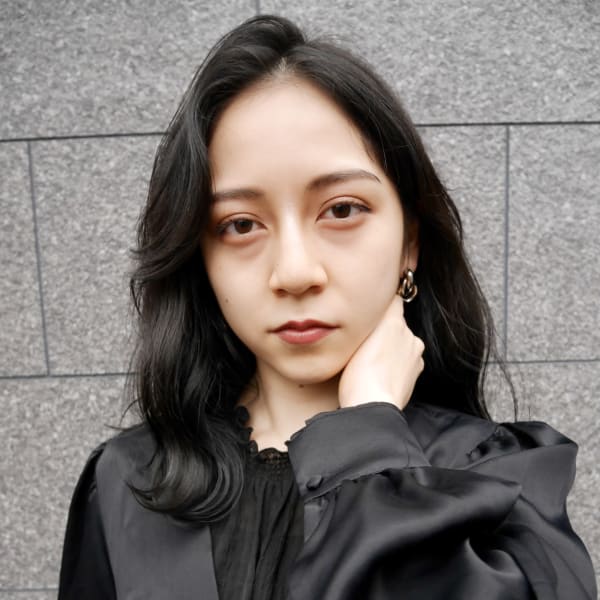 大人の黒髪ロングヘア　【有海一生】|shushu    organic & hair