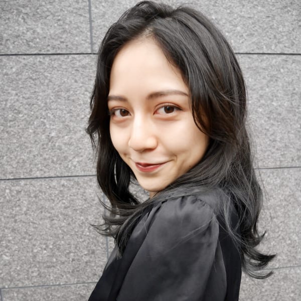  大人の黒髪ロングヘア　【有海一生】|shushu    organic & hair