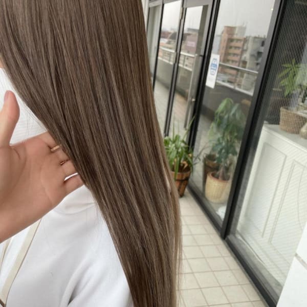 【CHESTER】ミルクティーベージュ 透け感 ストレート