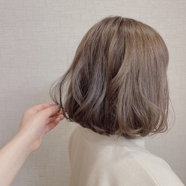 小顔見せが叶う!コロンとまとまる艶感クラシカルボブ