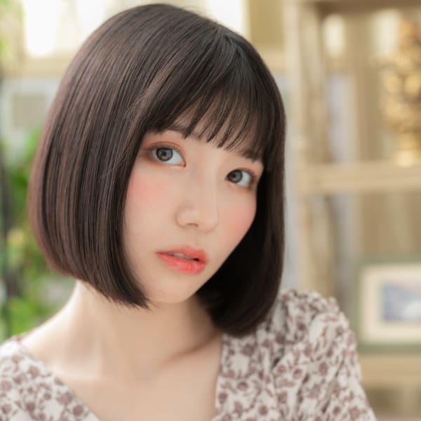 黒髪シースルーバング小顔切りっぱなしボブ ダークアッシュ