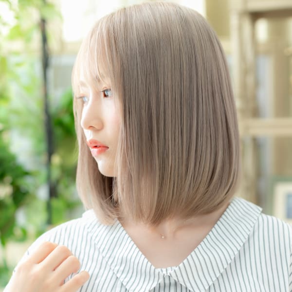 韓国風ハイライト小顔透け感シースルーバング ロブヘア