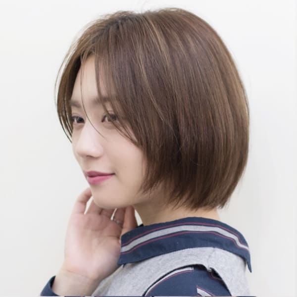 前下がり耳かけ小顔ボブ丸みワンレンボブ