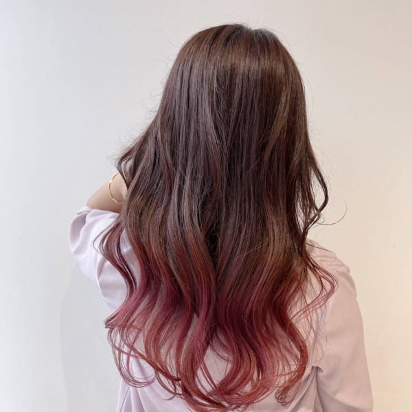 レッドアンダーグラデーション