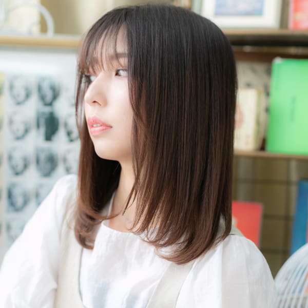 シースルーバング透明感ハイライト小顔ロブ　ダークグレージュ