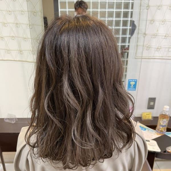 白髪も染まる透明感イルミナカラー