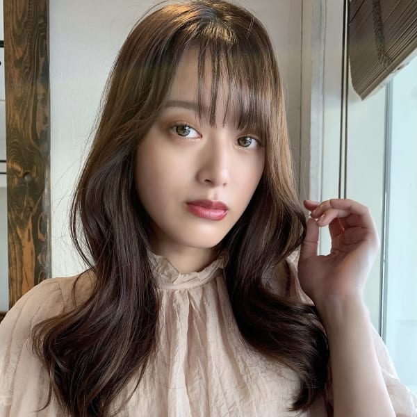 ヨシンモリ　シースルーバング　韓国　オルチャンカラー