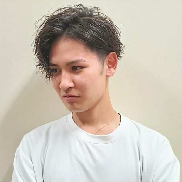 耳掛けセンターパート×ソフトツイストスパイラル