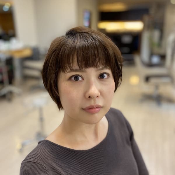 大人かわいい　ショートボブ|Four Mile