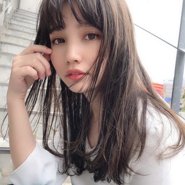 ぱつっと♪ストレートヘア