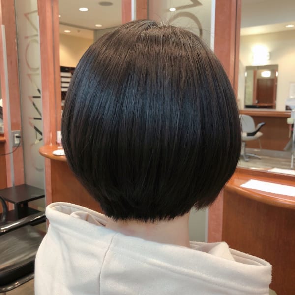 ナチュラルショートボブ|美容室CANNON 池袋東武店