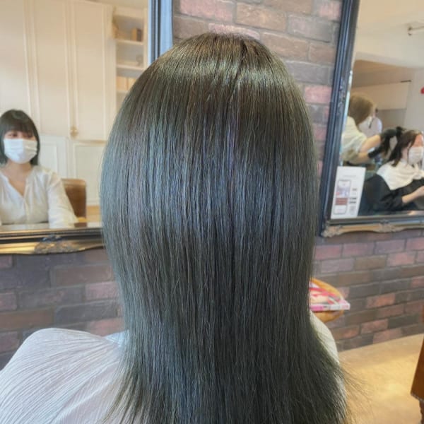 【CHESTER】鎖骨ミディアム 髪質改善 オリーブカラー