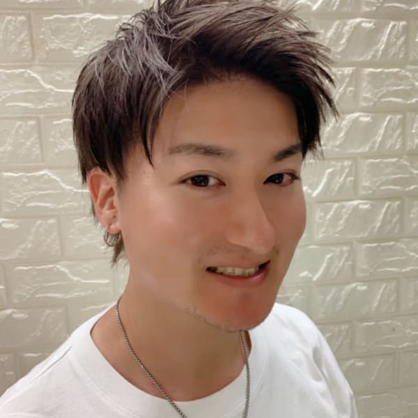 アップバングスタイル|ナンバーワンクラブ 本店