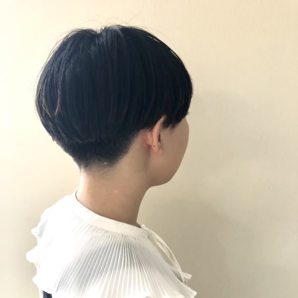 マッシュショート×刈り上げ女子