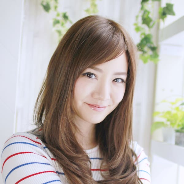 サラツヤナチュラルロング